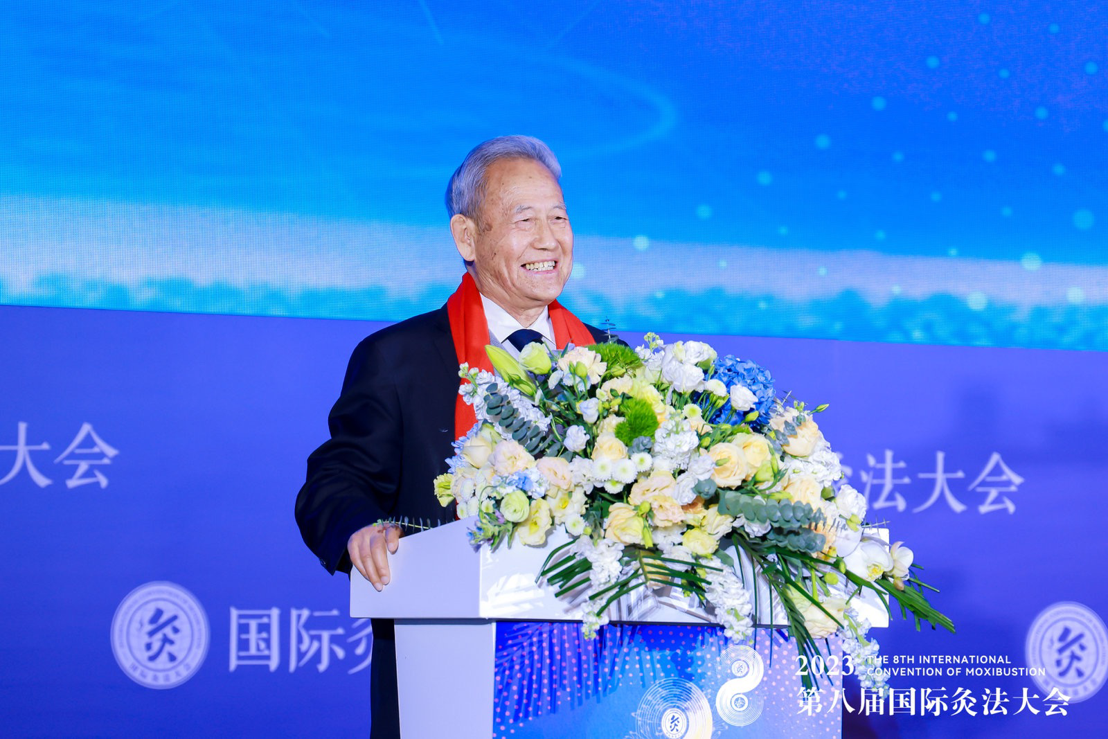 2023第八屆國際灸法大會盛大召開，益百分天天艾以科技賦能傳統(tǒng)艾灸